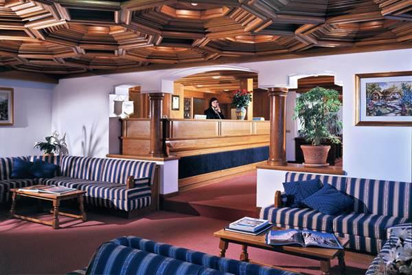 Hotel Miramonti バディーア エクステリア 写真